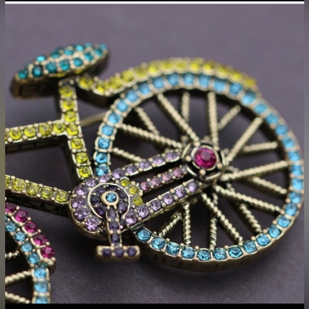 Heidi Daus “Summertime Ride” Colorful Bicycle Brooch with Rhinestones - Picture 5 of 5